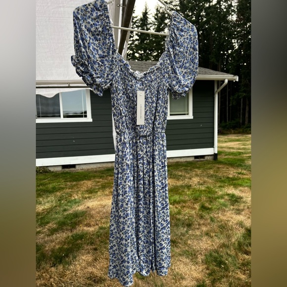 Timing Blue and White Floral Mini Dress - Picture 3 of 3